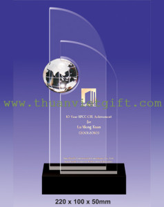 BIỂU TRƯNG PHA LÊ 003