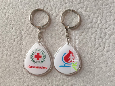 Móc khóa nhựa dẻo in logo Hội chữ thập đỏ tỉnh Bình Dương